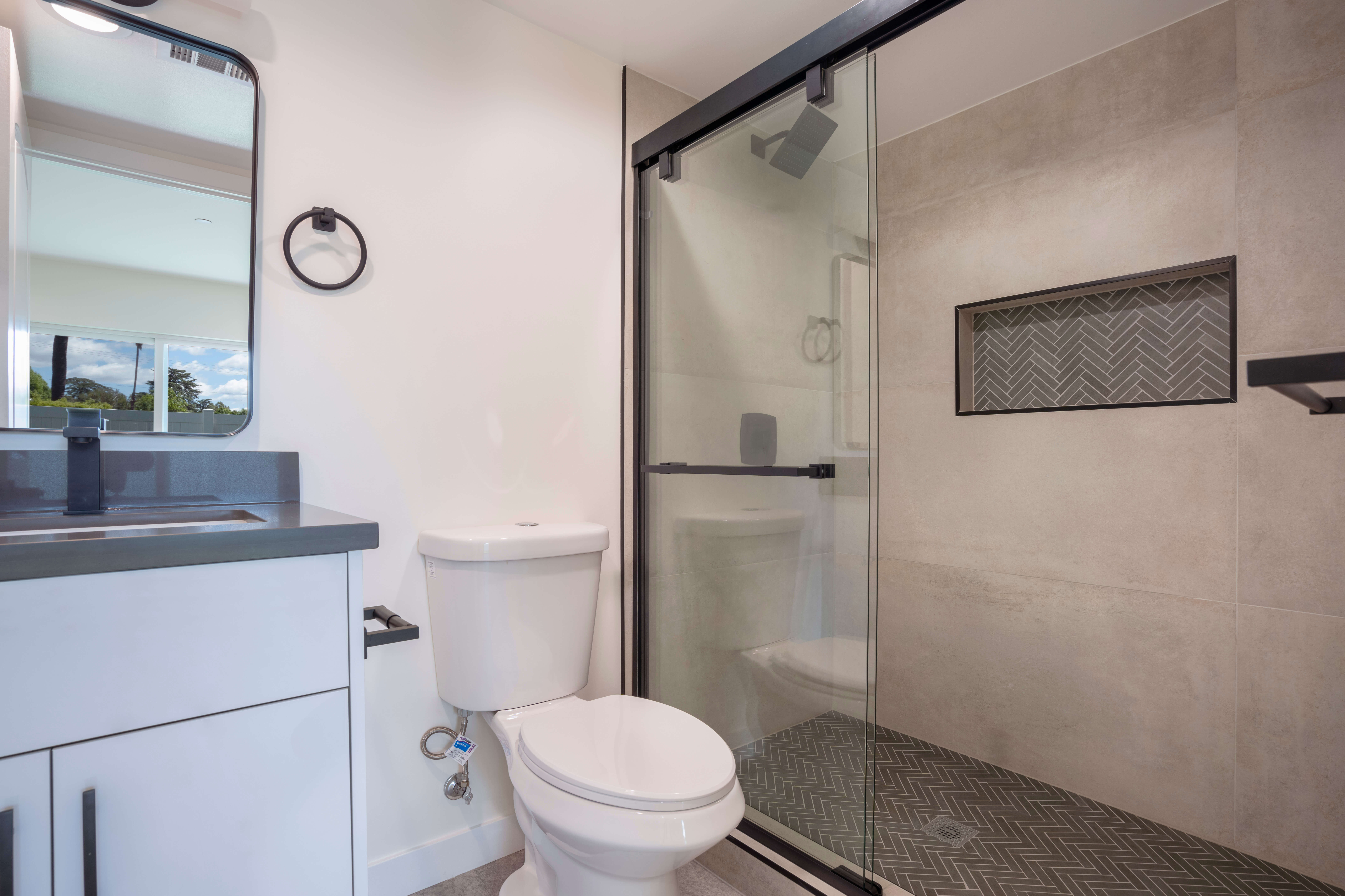 Contemporary Bathroom